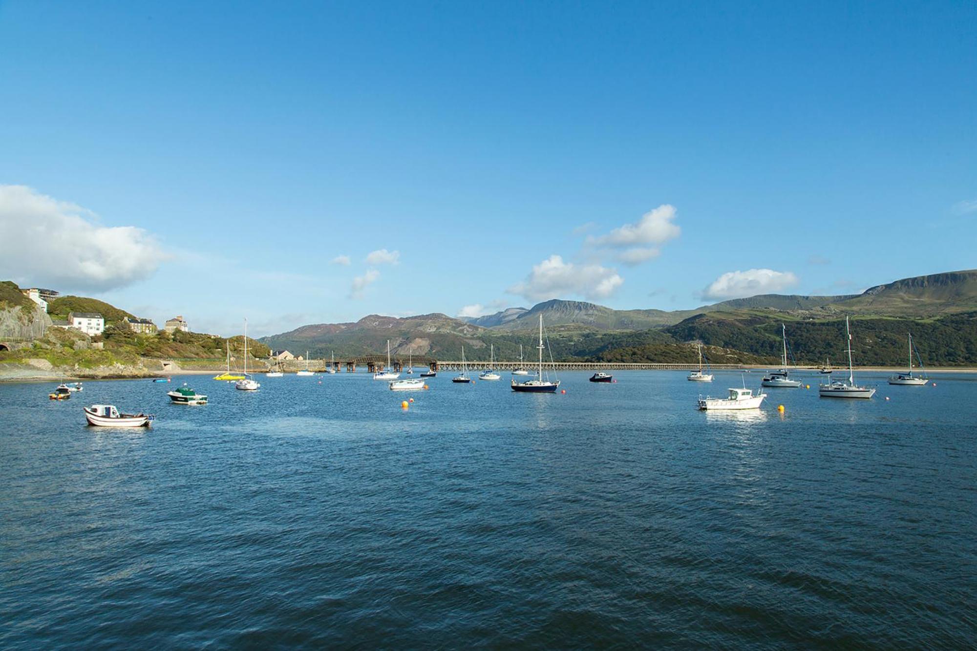 Barmouth Bay Holiday Park Llanddwywe Ngoại thất bức ảnh